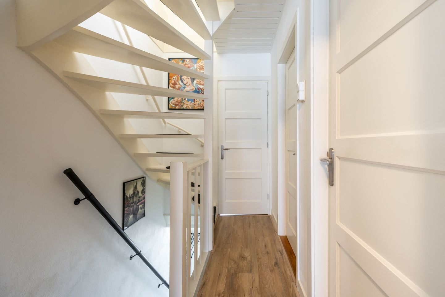 Photo 20 of De Genestetstraat 47
