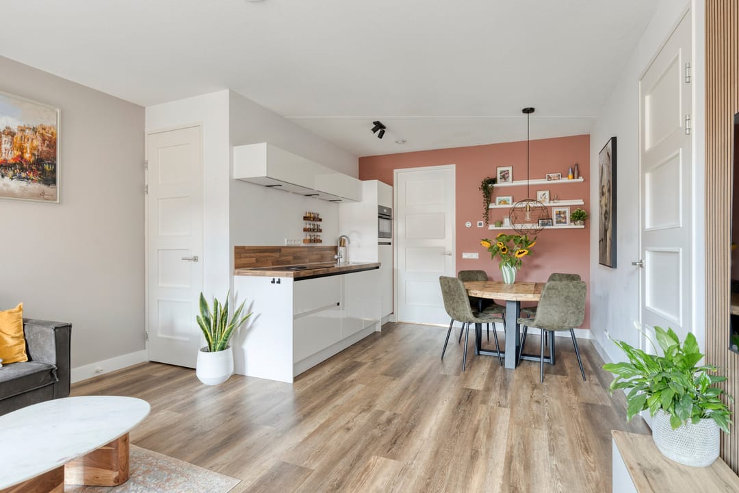Photo 2 of Nieuwe Noord 36-L
