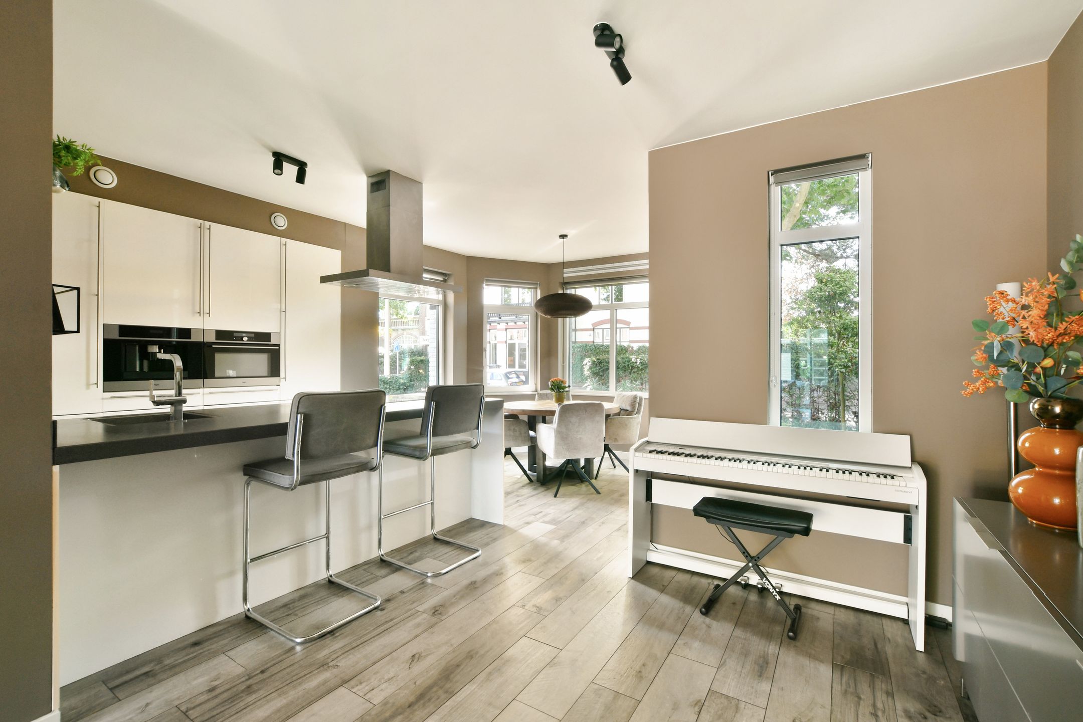 Photo 9 of Kostverlorenstraat 77-B