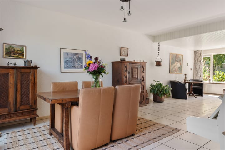Tussenwoning te koop: Obriglaan 2, Heiloo