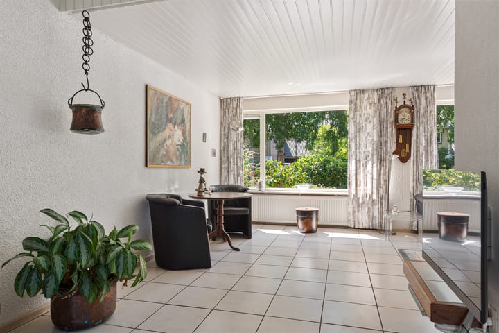Tussenwoning te koop: Obriglaan 2, Heiloo
