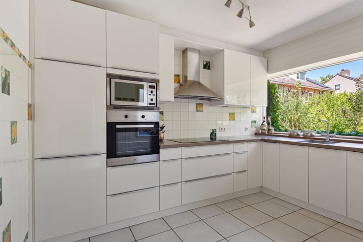 Tussenwoning te koop: Obriglaan 2, Heiloo