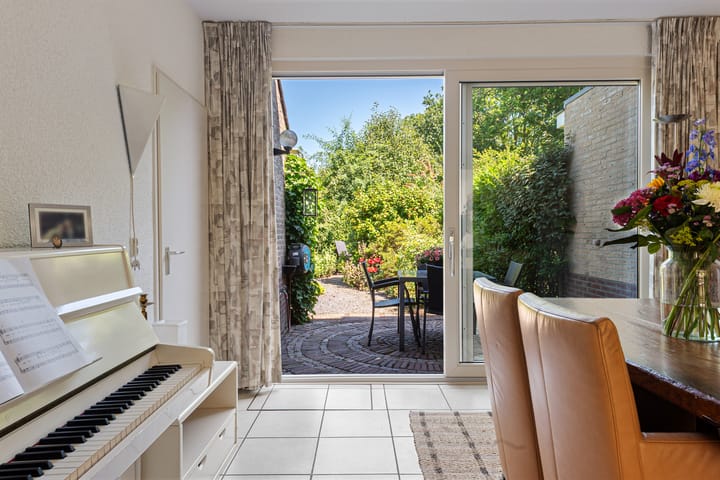 Tussenwoning te koop: Obriglaan 2, Heiloo