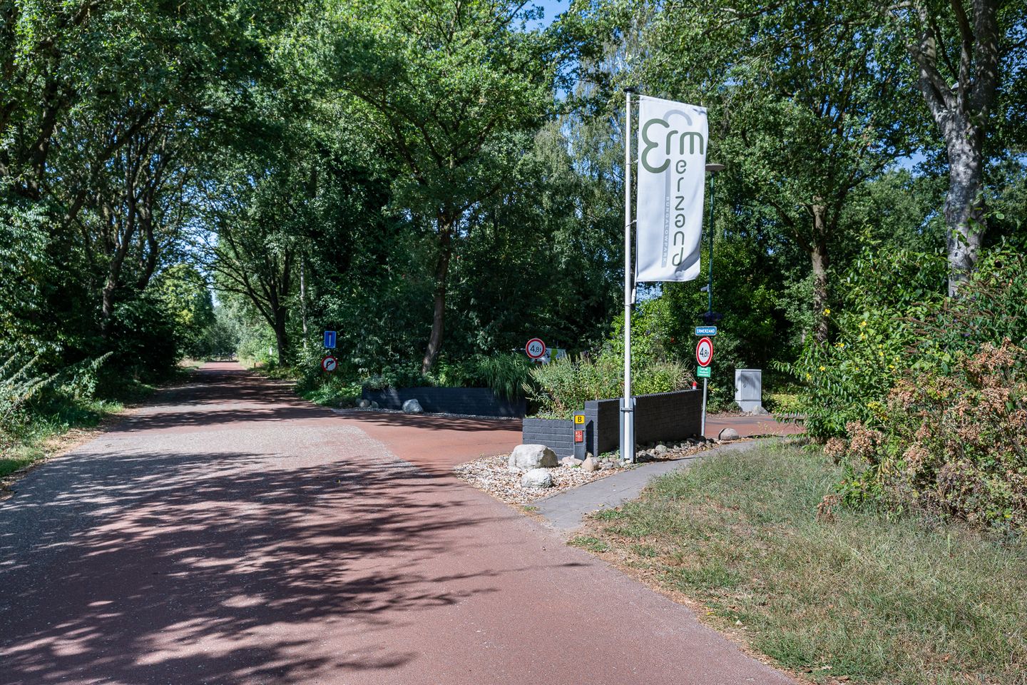 Foto 4 van Ermerzand 49
