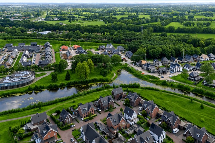 Twee-onder-één-kap te koop: Veldhof 19, Raalte