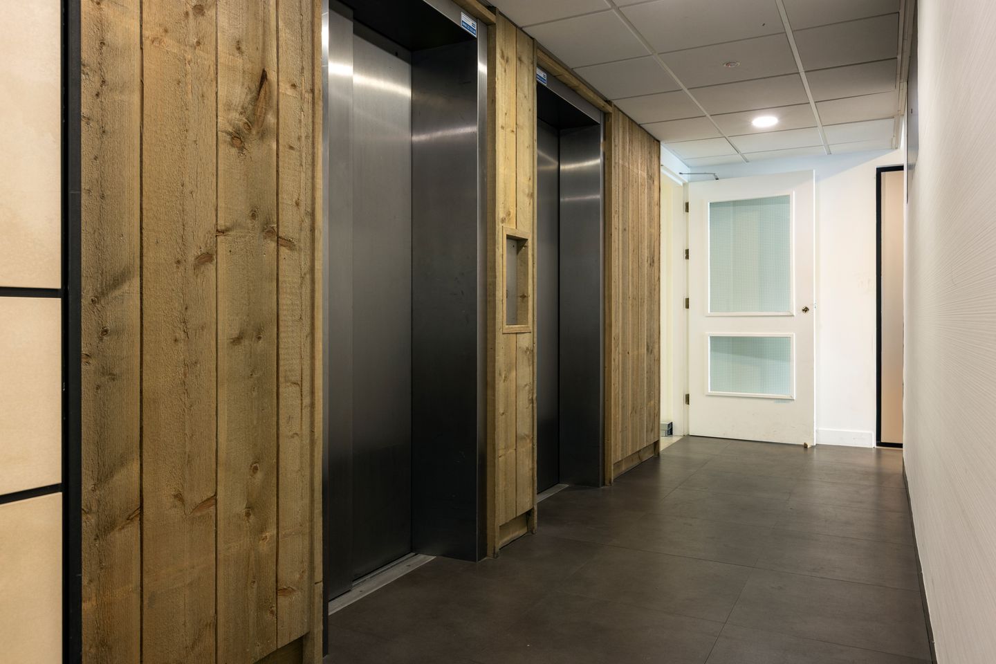 Bekijk foto 4 van Stationsweg 41