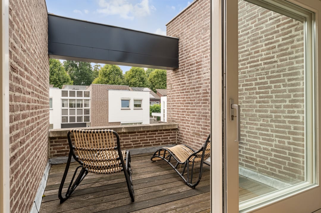 Photo 22 of Röntgenstraat 12