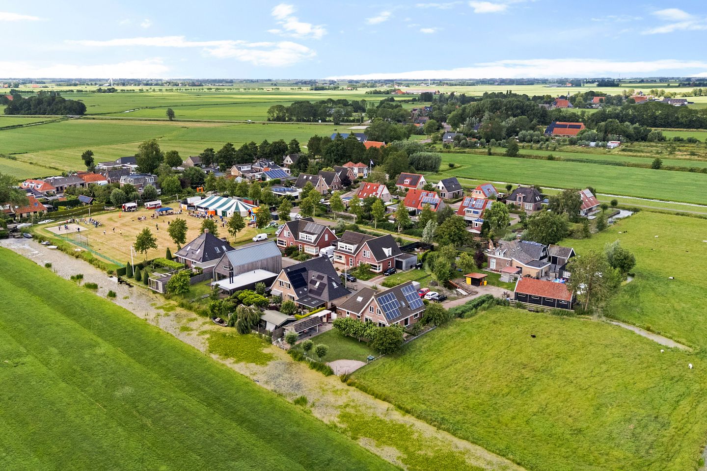 Foto 49 van Tsjemlân 18
