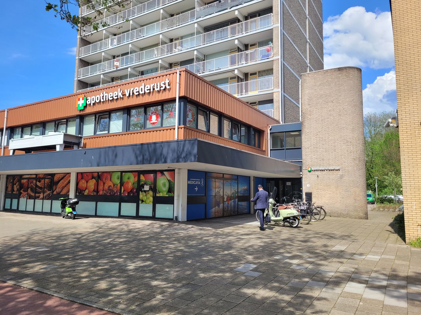 Bekijk foto 3 van Beresteinlaan 4