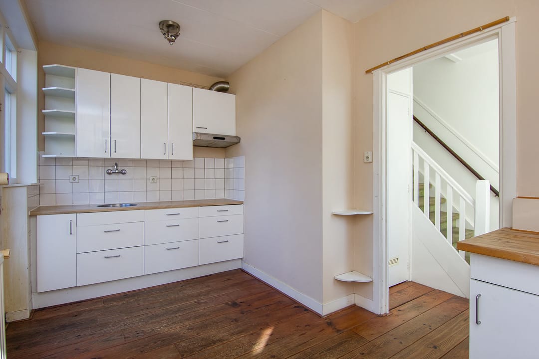 Photo 11 of Van Oosten de Bruijnstraat 222