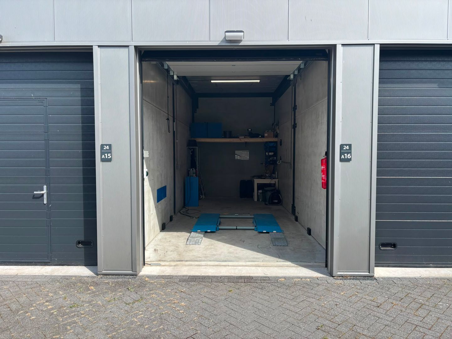 Bekijk foto 2 van Schrepel 24-A16