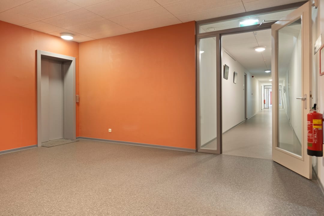 Photo 7 of Evertsenstraat 5-18