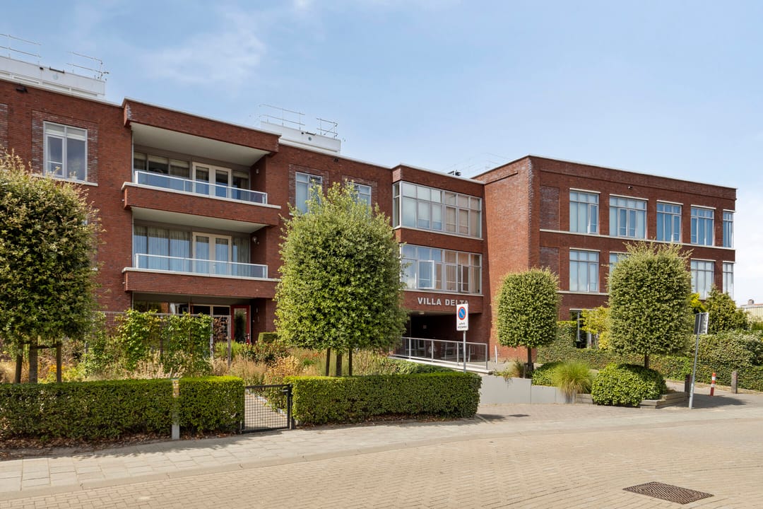 Photo 1 of Evertsenstraat 5-18