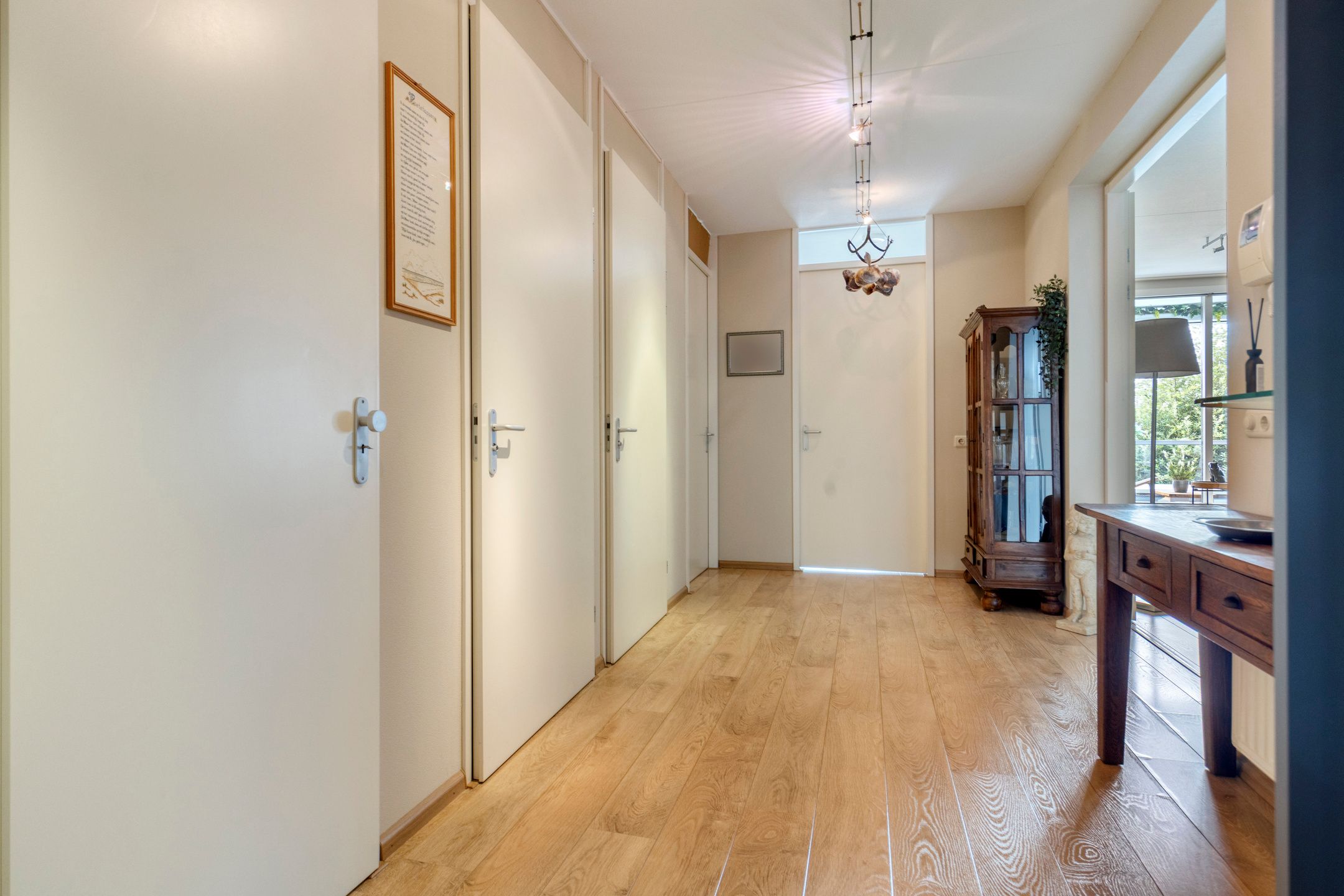 Photo 9 of Evertsenstraat 5-18