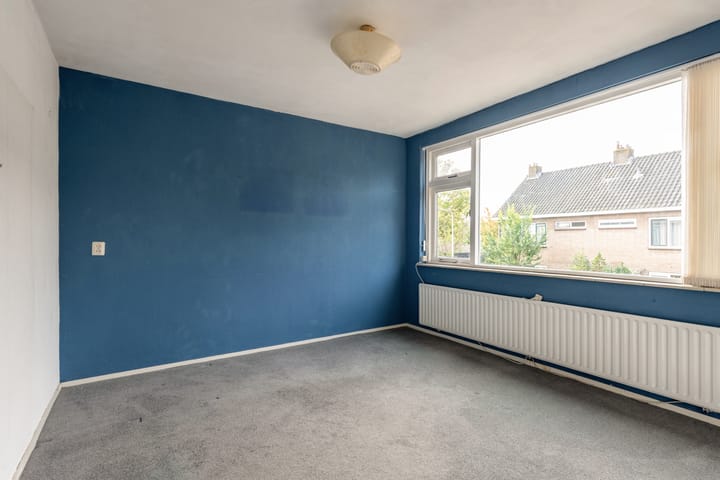 Tussenwoning te koop: Oomeweg 6, Voorschoten