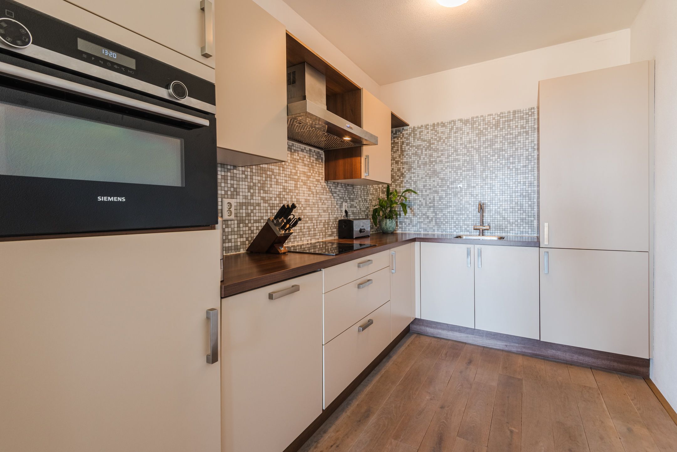 Photo 18 of Polenstraat 204