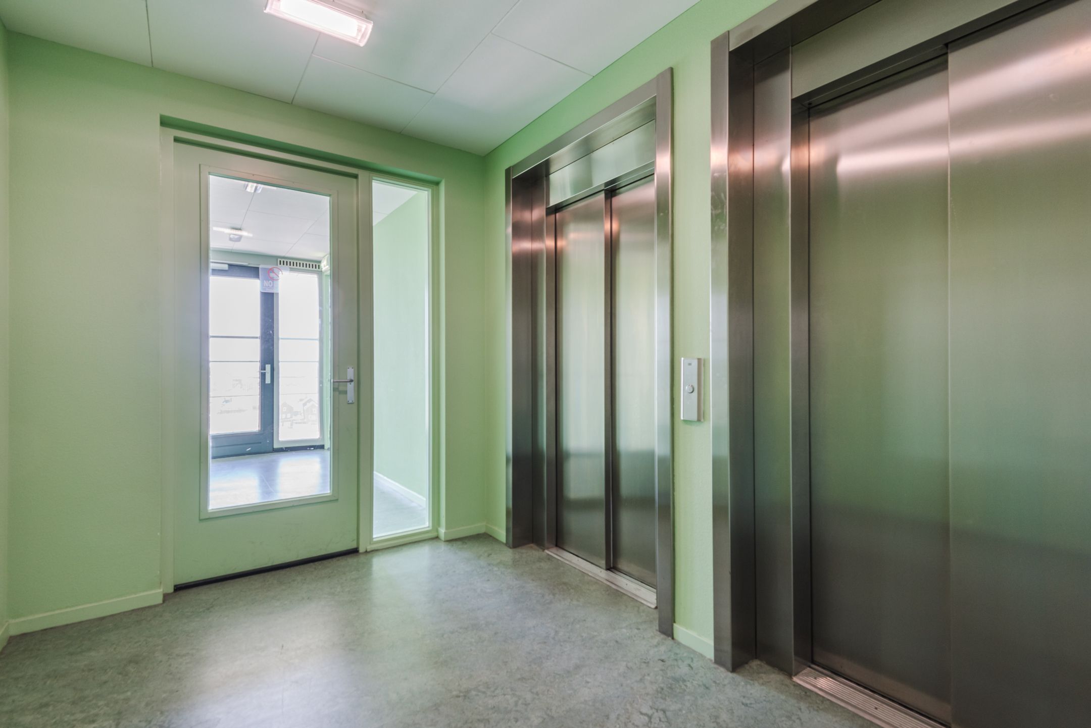 Photo 9 of Polenstraat 204