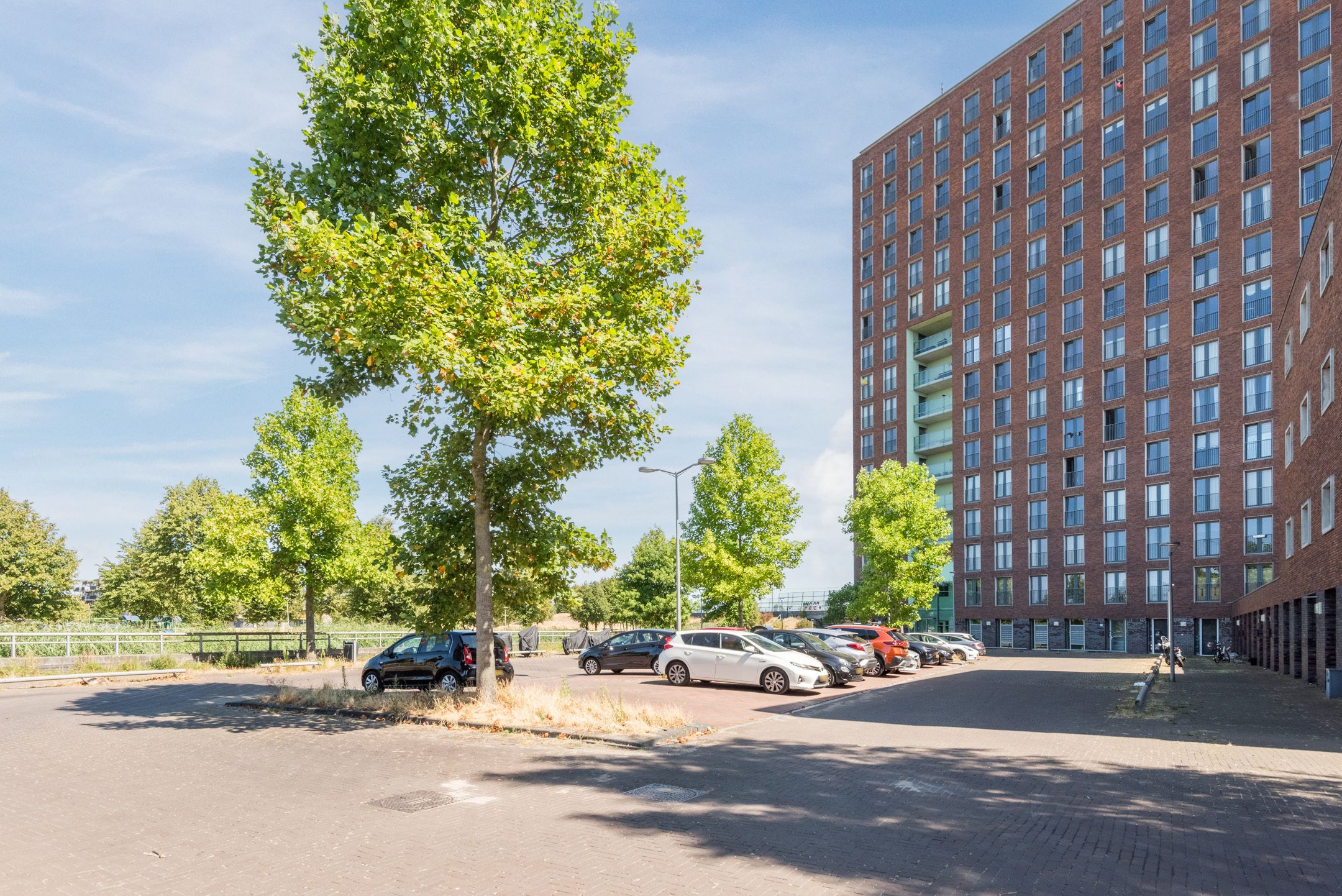 Photo 6 of Polenstraat 204