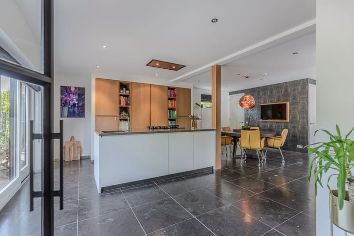 Hoekwoning te koop: Noorderweg 50, Huizen
