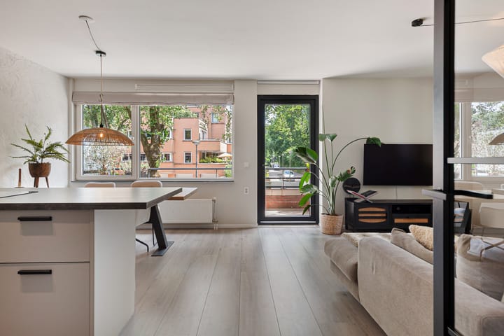 Appartement te koop: Iepenlaan 74, Alkmaar