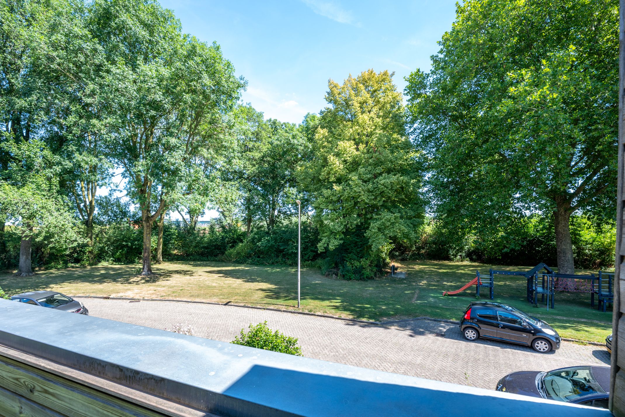 Photo 42 of Goudenregenstraat 60