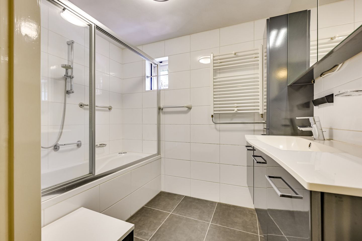 Photo 34 of Goudenregenstraat 60