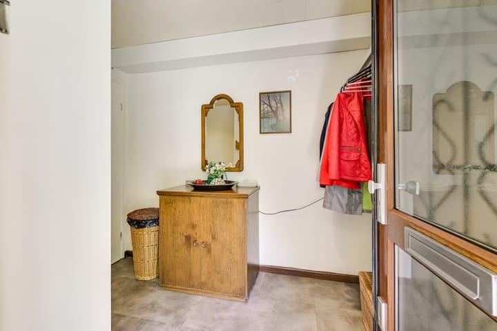 Tussenwoning te koop: Goudenregenstraat 60, Vianen (Ut)