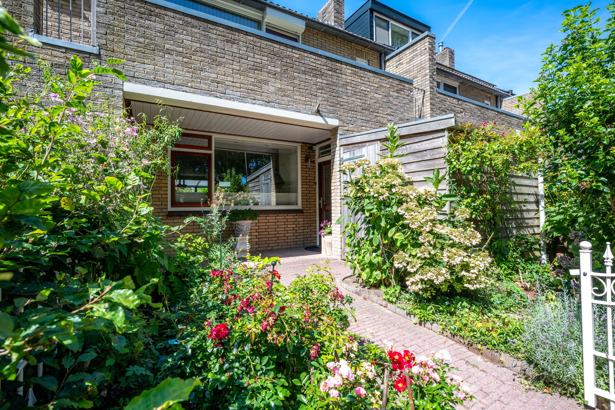 Photo 60 of Goudenregenstraat 60