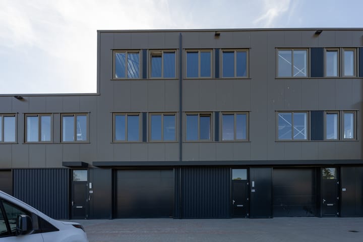 Nijverheidsplein 83, Heerhugowaard