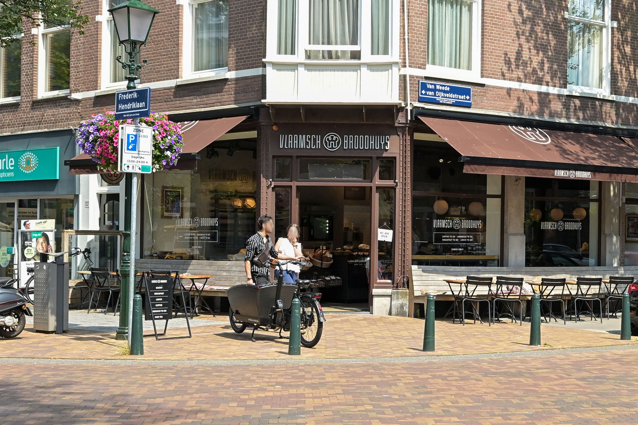 Foto 42 van Van Boetzelaerlaan 130-A