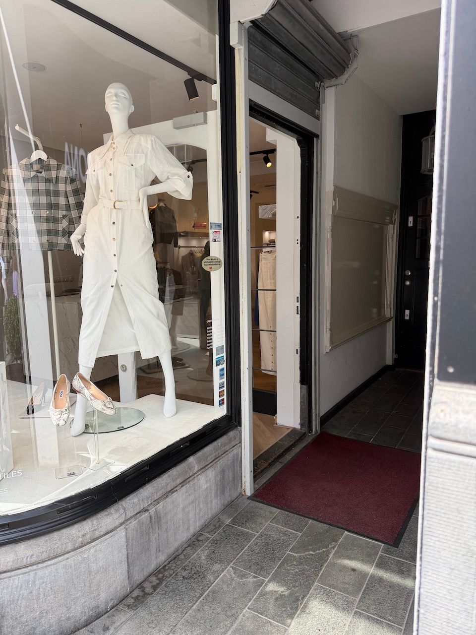 View photo 3 of Noordeinde 56