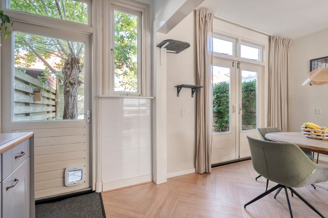 Photo 13 of Van Galenstraat 52
