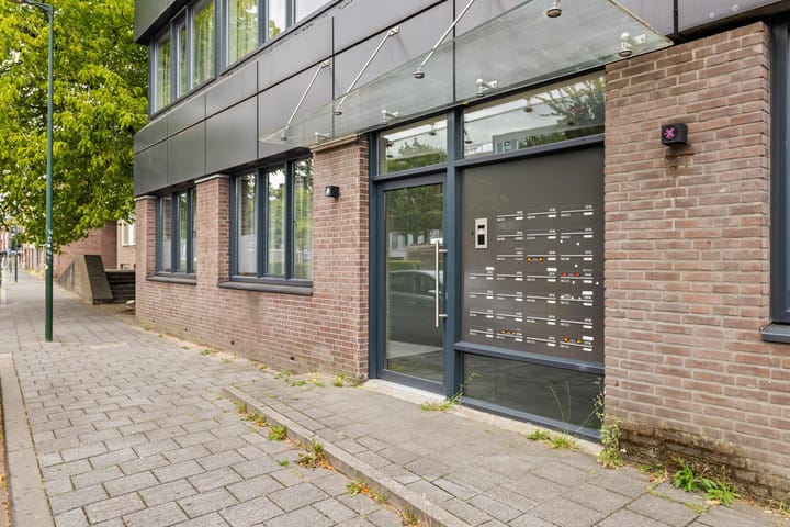 Studio te koop: Nijverheidssingel 317A3, Breda