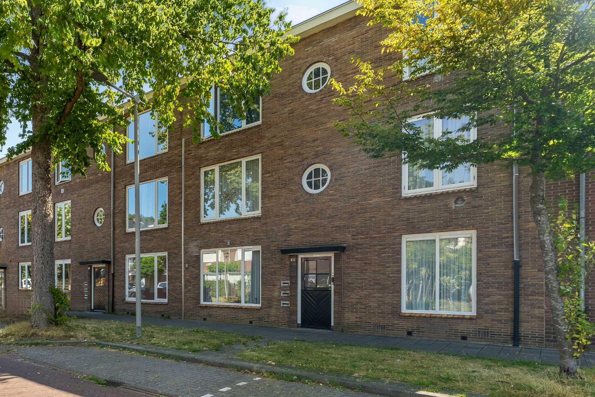 Foto 45 van Ranonkelstraat 15-1
