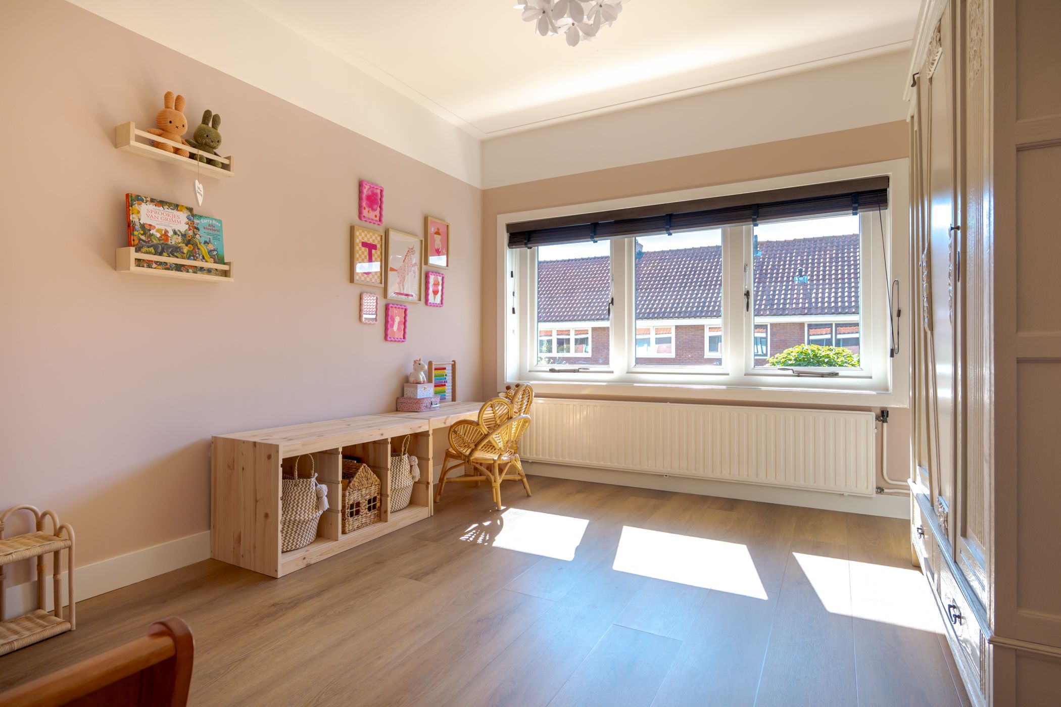 Foto 42 van De Genestetstraat 19