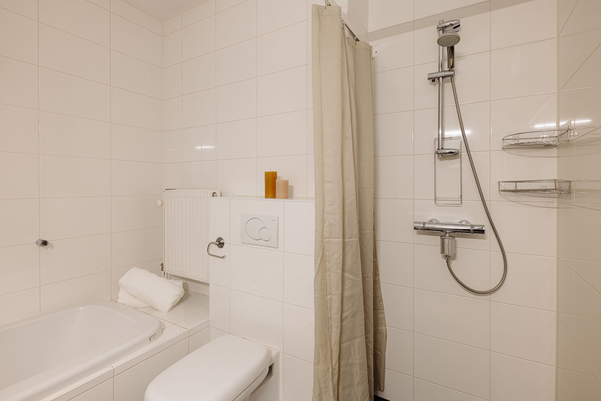 Photo 21 of Bernissestraat 14-A