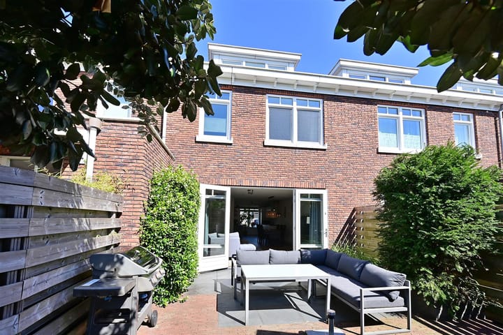 Tussenwoning te koop: Koninginneweg 58E, Kortenhoef