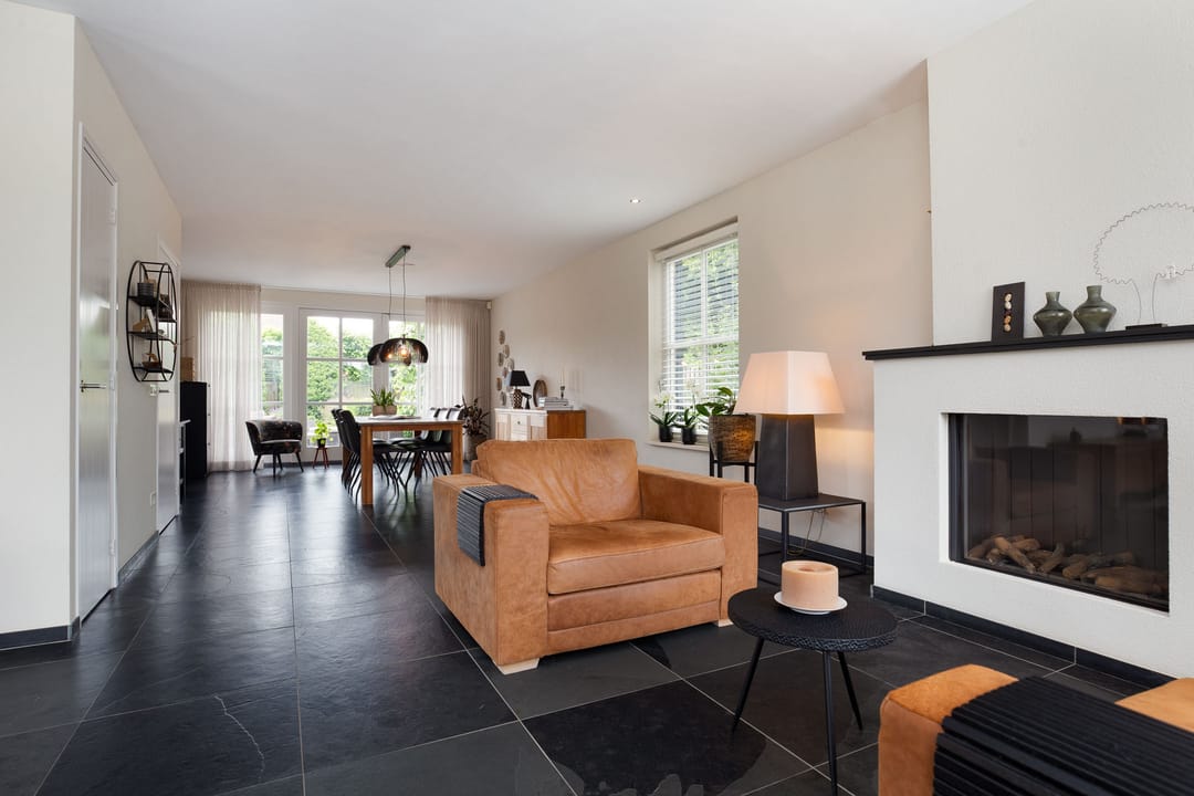 Photo 11 of Raadhuisstraat 125