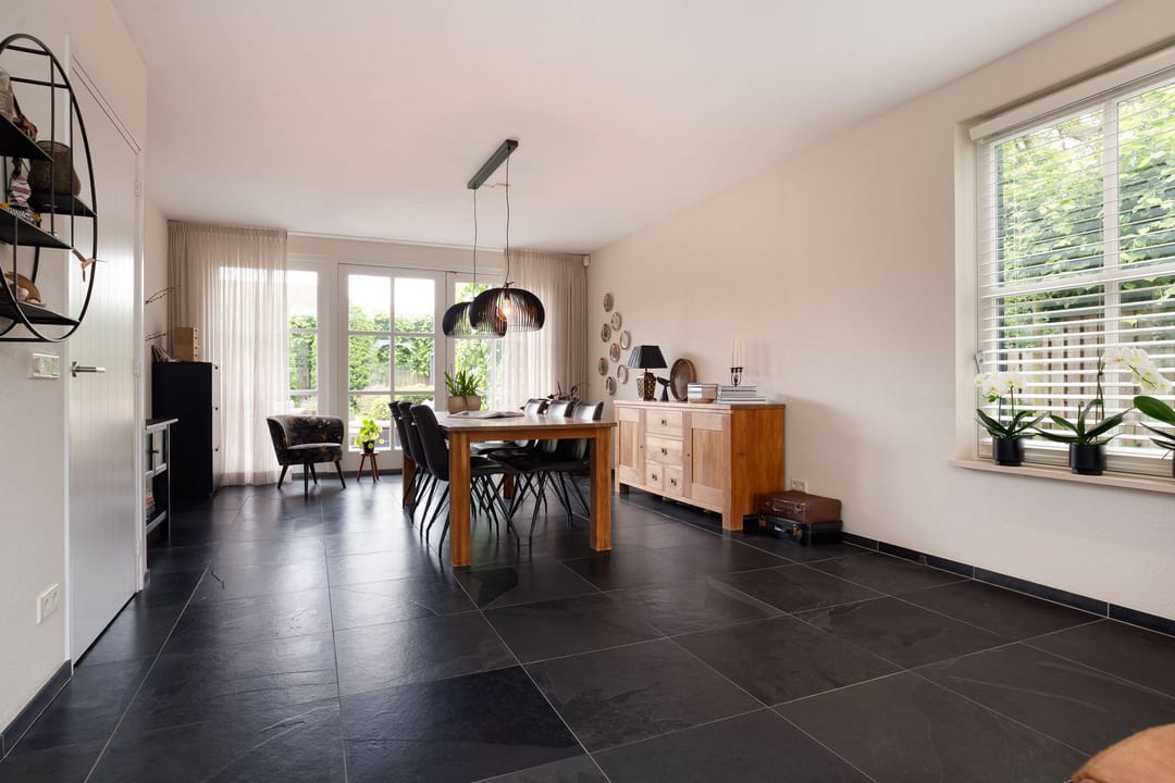 Photo 13 of Raadhuisstraat 125