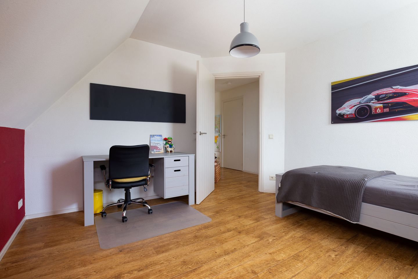 Photo 40 of Raadhuisstraat 125