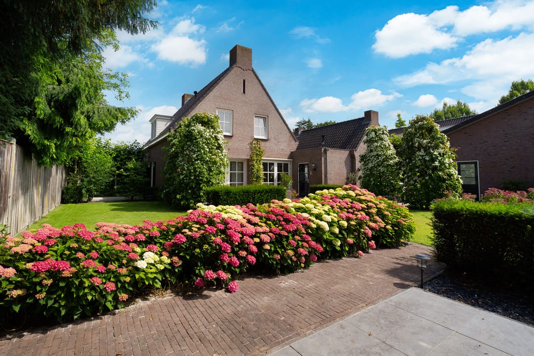 Photo 26 of Raadhuisstraat 125