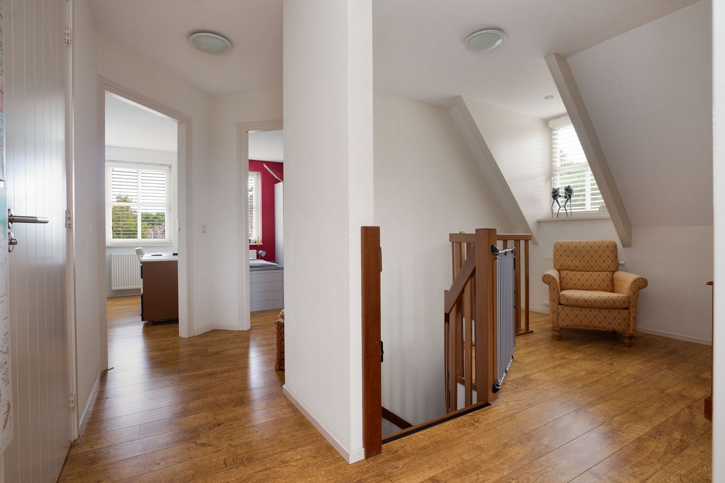 Photo 34 of Raadhuisstraat 125