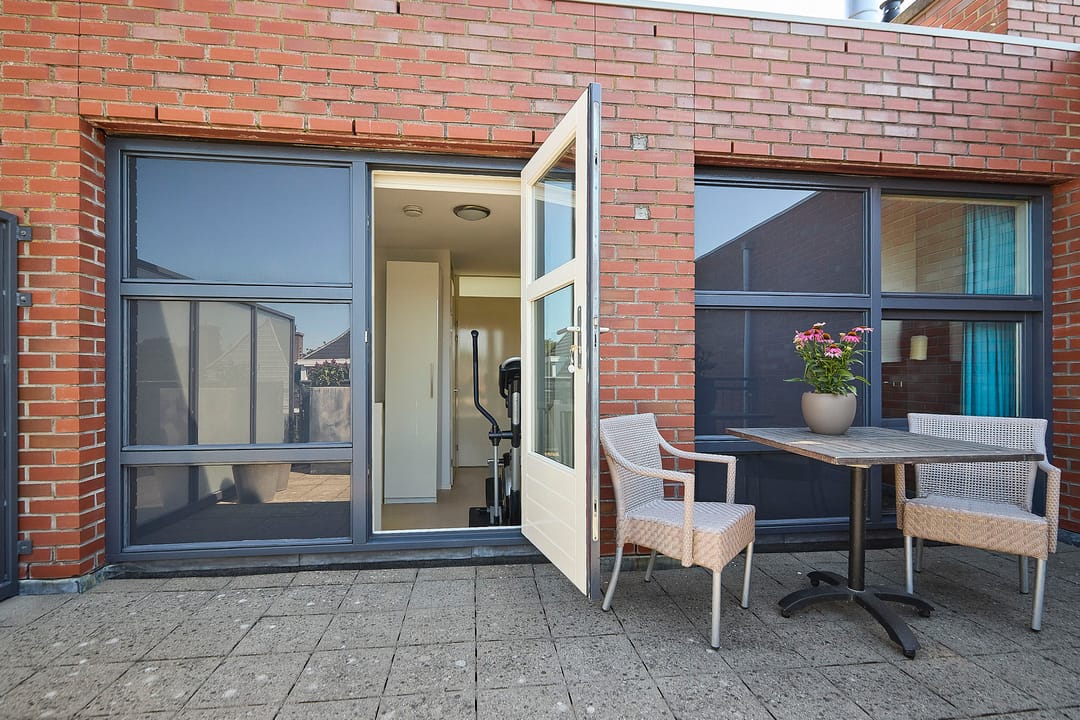 Photo 43 of Overbeek 70