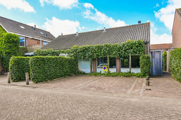 Foto 2 van Zwarteweg 4