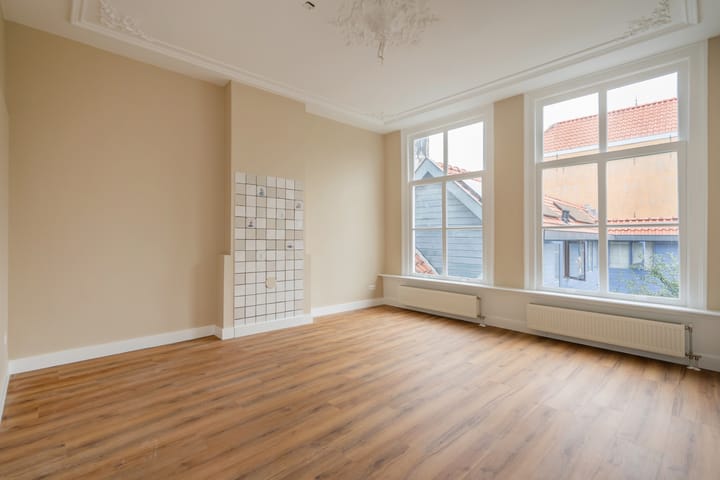 Appartement te koop: Koornmarkt 68E, Delft