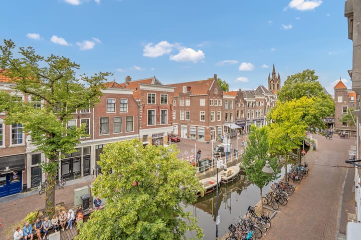 Appartement te koop: Koornmarkt 68F, Delft