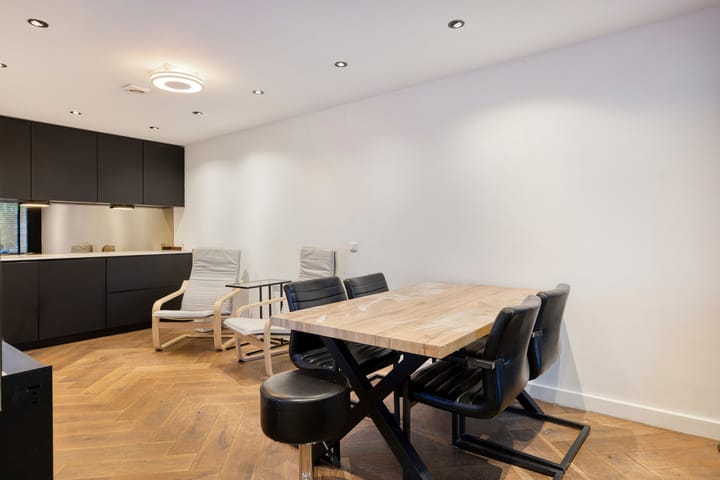 Twee-onder-één-kap te koop: Krachtveld 54, Almere
