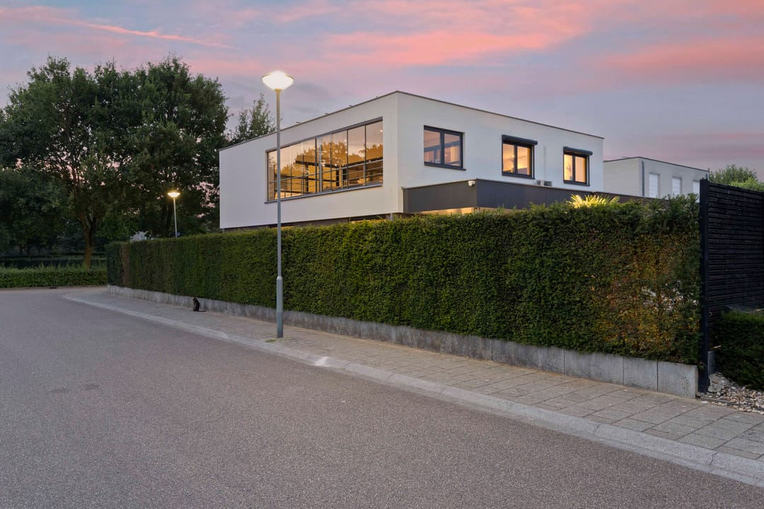 Photo 82 of Beukstraat 45