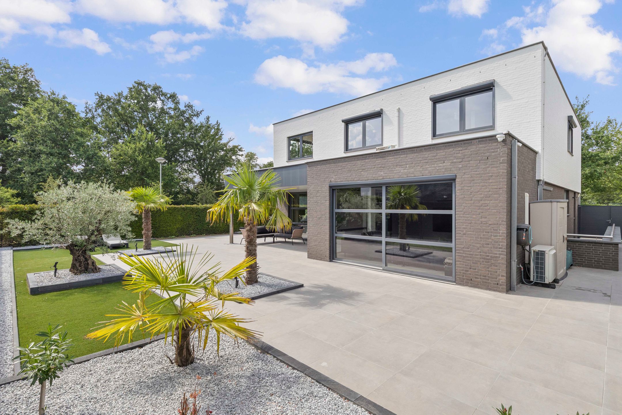Photo 36 of Beukstraat 45