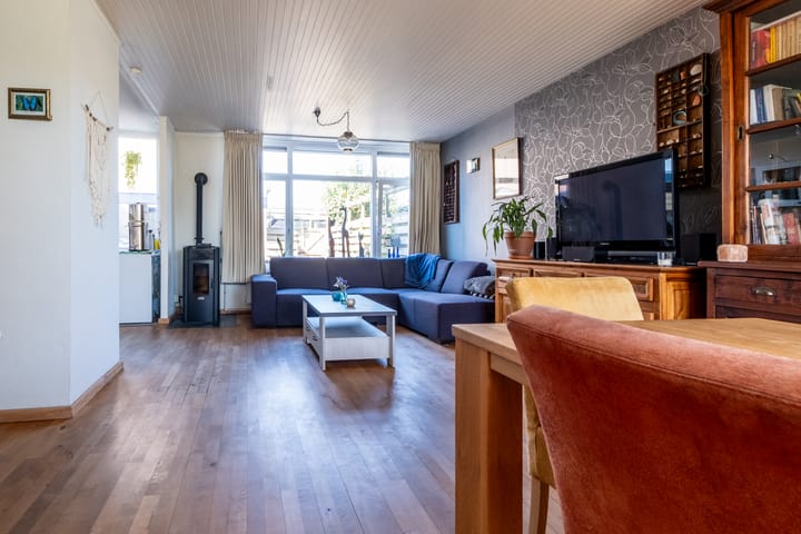 Tussenwoning te koop: de Hazelaar 4, Roden